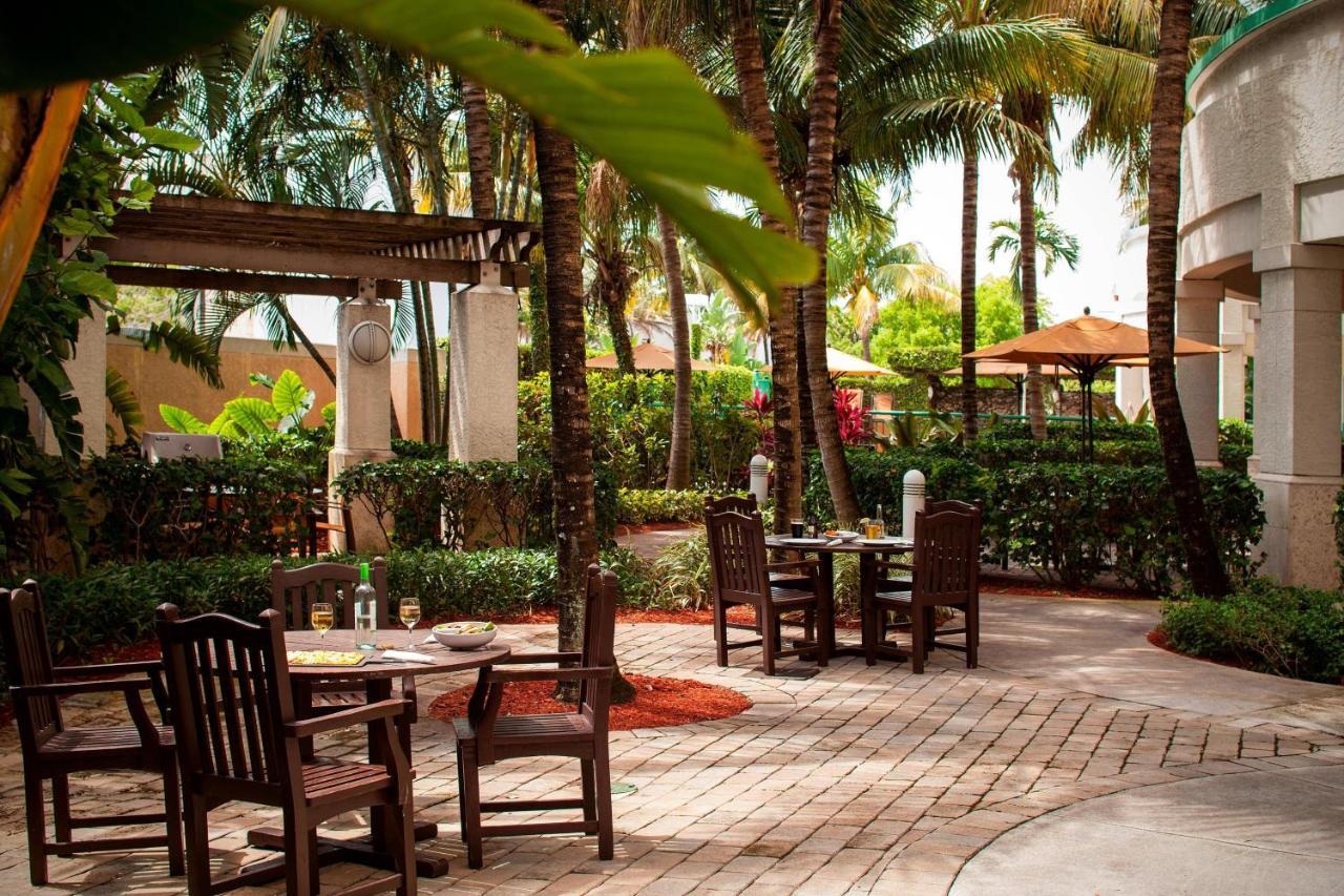 Courtyard By Marriott Fort Lauderdale Airport & Cruise Port Данія-Біч Екстер'єр фото