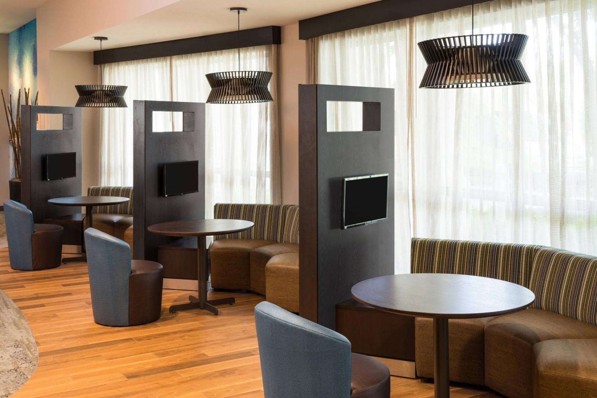 Courtyard By Marriott Fort Lauderdale Airport & Cruise Port Данія-Біч Екстер'єр фото